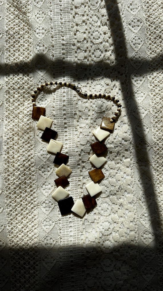 1970s Lightweight Geometric Boho Beaded Necklace | Length: 20"