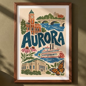 Pode incluir: Uma impressão artística emoldurada com a palavra AURORA em letras azuis grandes, rodeada por ilustrações de uma torre de relógio, uma ponte de pedra sobre a água, um barco a vapor, um edifício neoclássico, equináceas e uma borboleta monarca.
