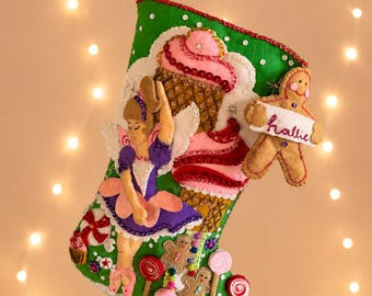 Calcetín navideño personalizado a medida / Calcetín de fieltro hecho a mano estilo reliquia / Decoración navideña inspirada en Bucilla