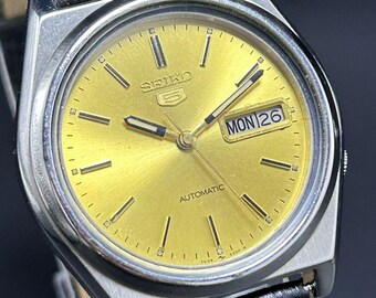 Raro reloj de pulsera vintage Seiko 5 con esfera dorada, movimiento automático japonés, n.º 7009A, para hombre.
