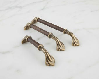 Antique Brass & Matte Black Cabinet Handles, Drawer Pulls, Kitchen Hardware, Furniture Handles, Modern Farmhouse Pulls 192-320mm