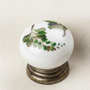 Hand Painted Ceramic Drawer Knobs Set, Floral Cabinet Knobs, Cottagecore Decor, Vintage Porcelain Pulls, Farmhouse Hardware Green Leaf