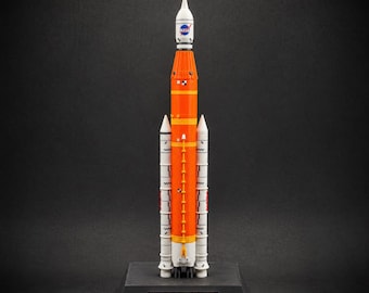 Matchbox Elon Musk Spacex Dragon 1/64 Diecast Scale Model - Rare