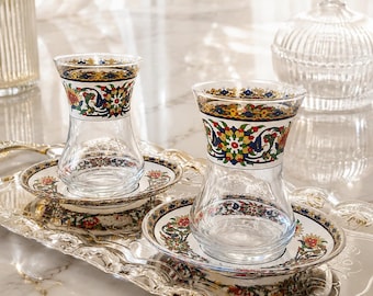 Juego de vasos de té turco para 2 personas con plato, diseño tradicional de flores de Estambul.