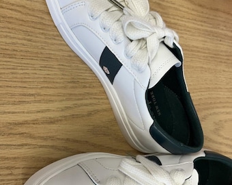 Baskets en cuir Kate Spade. Blanc avec bordure verte. Taille 8B. Nouez les lacets. NWOB