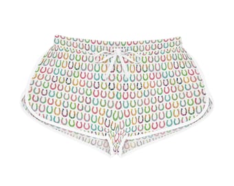 Relaxte damesshort Lucky Horseshoe Pattern