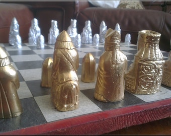 Isle of Lewis Chess Set - Gold and Silver - Contrasting Sides with Optional Vinyl Chess Board