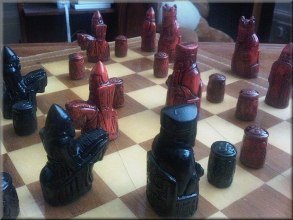 ISOLA di Lewis set di scacchi pezzi solo-nero e crema-BOARD non inclusa. 