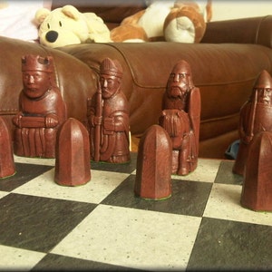 Authentic Isle of Lewis Chess Set plus Two Extra Queens Deep Walnut and Mellow Ivory with optional Vinyl Chess Board image 3
