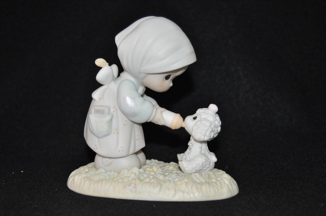 Samuel J Butcher/precious Moments Members Only Figurine “feed My Sheep” #PM-871 - Etsy
