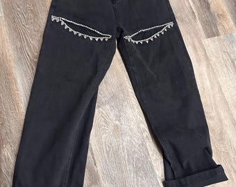 Bedazzled sparkled jeans holes size 4 but stretch