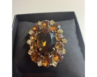 Vintage Amber Color Rhinestone Brooch Gold Tone Statement Pin Oval Glass Stone