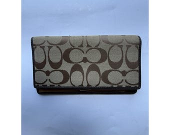 Chequera Coach Vintage Signature Jacquard C con monograma beige y marrón