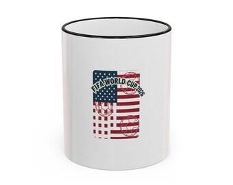 Mugg med grafisk design från USA:s flagga i fotbolls-VM | Accentkant och handtag