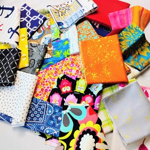 Fabric Scrap, Scrap Grab Bag, 100% cotton fabric, Mix Fabrics Remnants