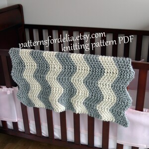 Chunky Chevron Baby Blanket KNITTING PATTERN easy beginner zig zag crib blanket baby shower gift image 1