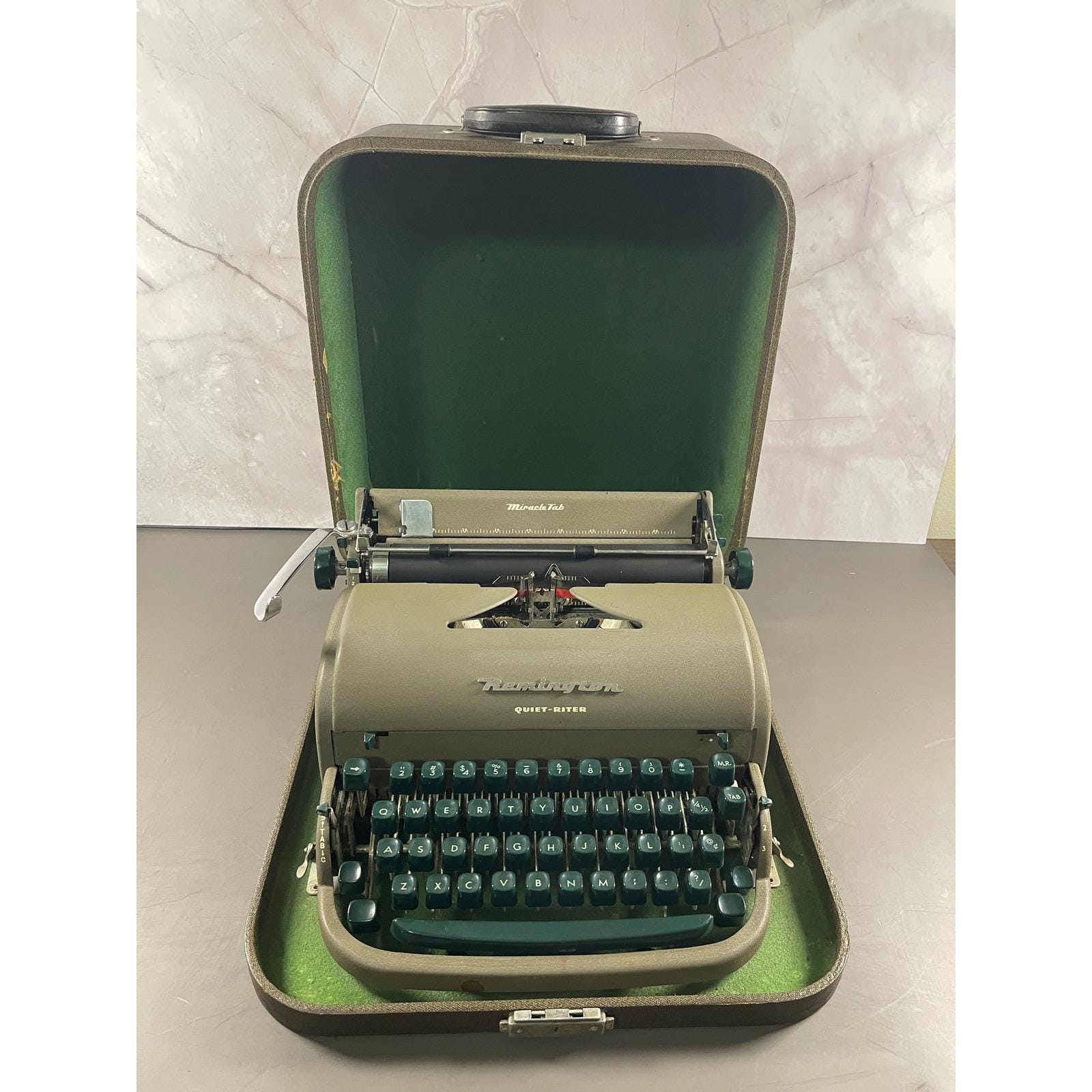 Remington Quiet Riter Typewriter - Etsy