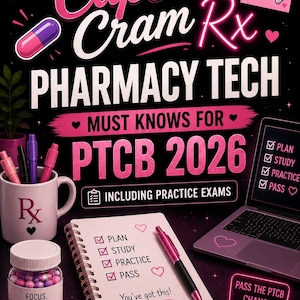 Könnte beinhalten: Werbegrafik für die Vorbereitung auf die Prüfung zum Pharmazeutisch-technischen Assistenten. Das Design zeigt den Text "Capsule Cram Rx" und "Pharmacy Tech" in Pink und Weiß, zusammen mit einem Laptop, einem Notizblock und einer Pillenflasche. Das Bild enthält den Text "PTCB 2026" und "Including Practice Exams."