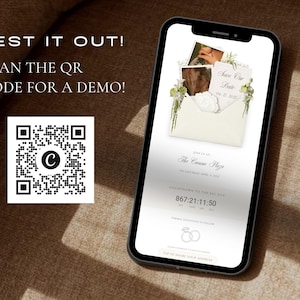 Puede incluir: Un smartphone muestra una invitaci&oacute;n de boda digital con un gr&aacute;fico de sobre, detalles florales y un temporizador de cuenta atr&aacute;s. La pantalla muestra 'Save Our Date', '04.27.2027' y '867:21:11:50'. Un c&oacute;digo QR con un logo 'C' est&aacute; a la izquierda.