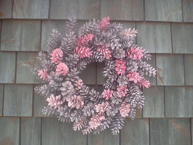 Pretty IN Pink Maine Pinecone Wreath 18 Inch image 1