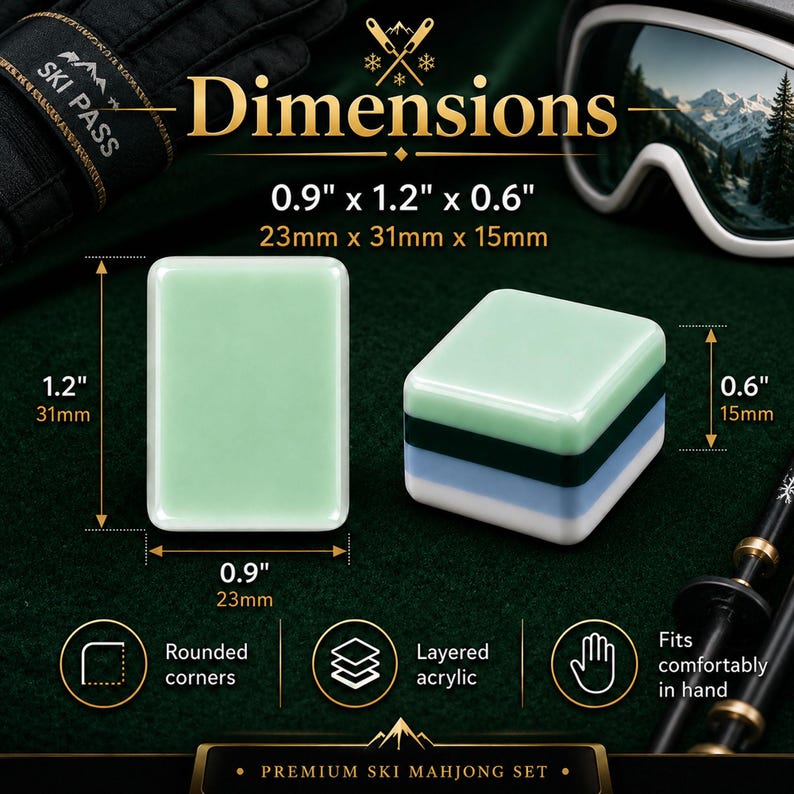 Pu&ograve; includere: Due tessere Mahjong in acrilico verde chiaro con angoli arrotondati. Una tessera &egrave; rettangolare, l'altra &egrave; un cubo a strati con sezioni verdi, nere e blu. Dimensioni: 23mm x 31mm x 15mm. Il testo recita "PREMIUM SKI MAHJONG SET."