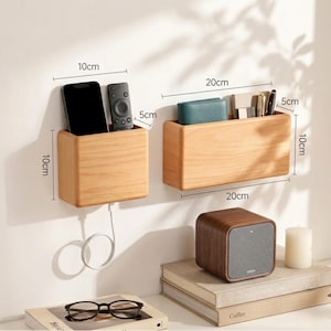 An der Wand befestigter Fernbedienungshalter aus Nussbaumholz, minimalistischer schwimmender Aufbewahrungscaddy & Nachttischtelefon-Organisator, ästhetisches Einweihungsgeschenk für zu Hause