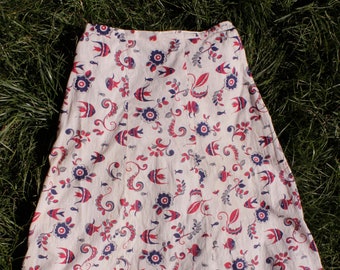 1930s 40s Fish print skirt, novelty feed sack cotton, floral 28 W, Small Medium 1940s