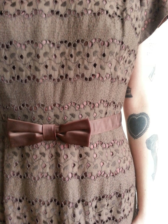 Exquisite Chocolate 50s Eyelet dress -S/M-