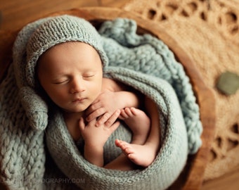 COLM Newborn sleepy cap, wrap and chunky layer set, baby boy, hat and wrap set, Photo Props, Photography Props