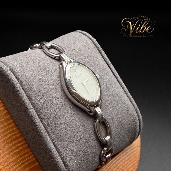 Citizen Eco-Drive B023 Ladies Watch, Early 2000s Steel Chain Bracelet, Japan Movement