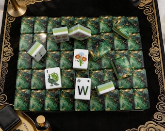 Juego de mahjong americano con efecto mármol verde esmeralda y dorado, caja de regalo, fichas acrílicas de 4 capas.