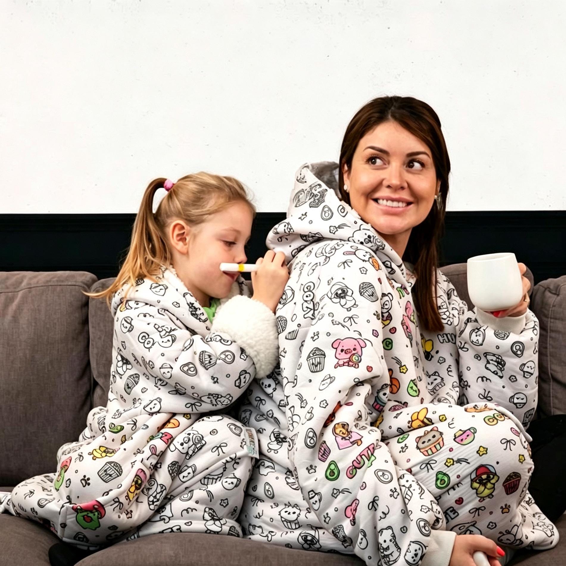 Family-Friendly Doodle Hoodies, DIY Color-in Parent-Child Set, Cartoon Outline Coloring Hoodies