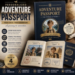Puede incluir: Un libro de pasaporte de aventura personalizado con una cubierta azul oscuro con texto dorado y un marco de fotos circular. El libro abierto muestra páginas con fotos de un niño en Japón y Egipto, incluyendo sellos ilustrados y etiquetas de destino.