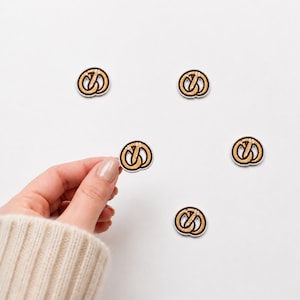 Pretzel Iron On Patch, Cute Embroidered Food Applique for Hats Bags Jackets and Clothes, Bakery Snack DIY Sewing Patch, Set of 10
