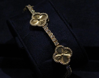 Certified VVS1 Clover Bracelet Diamond Moissanite - Gold