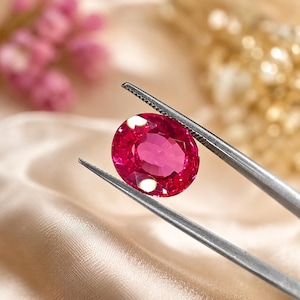 Natural Untreated Ceylon Ruby 7.6Ct Oval Loose Gemstone Certified Red Ruby for Ring Pendant Jewelry July Birthstone Gift