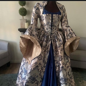 short floral homecoming dresses Off-Shoulder Dress vday2026 Shoe Size:14 the gown captures the Women's Plus Size V-Neck