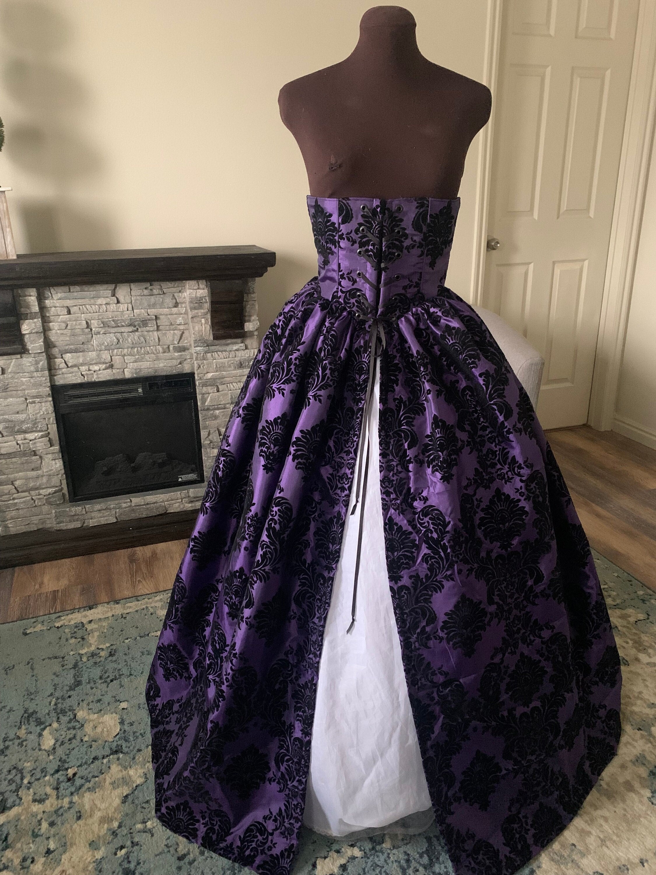 Purple Black Damask Taffeta Corset Waist Cincher Split Skirt Over Dress  Pirate Made to Order Red, Blue, and White Also Available -  Norway