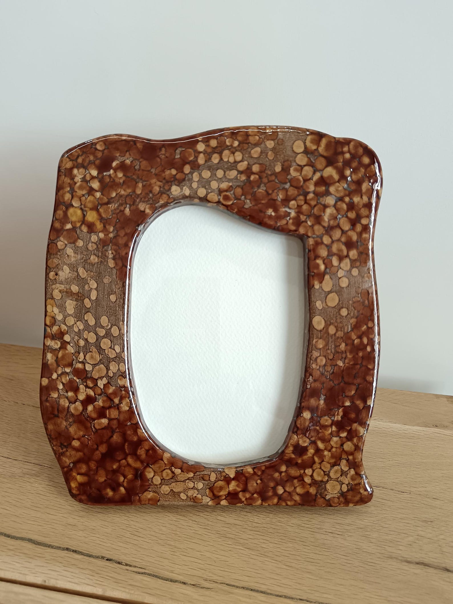 ARTISTIC CERAMIC FRAME