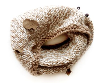 Beige Infinity Chunky Knit Scarf