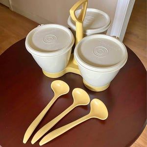 Vintage Tupperware Condiment Serve Caddy with Tops and 3 Serving Spoons LNC