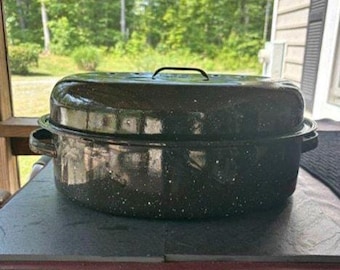 Black and White Speckled Enamel Roasting Pan 18x12.5x7 LNC