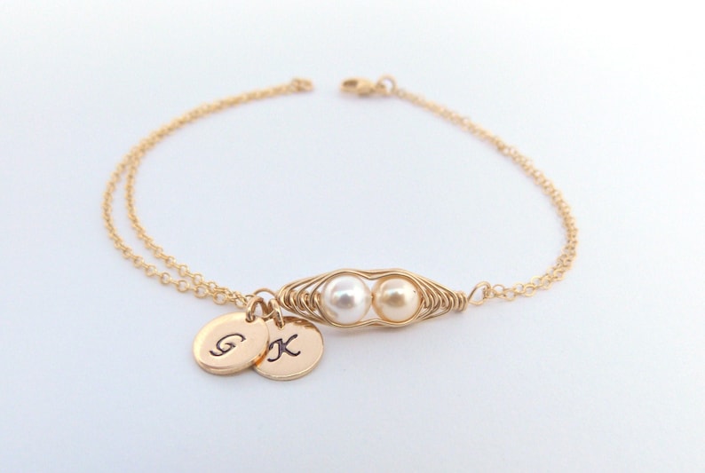 Personalized Pea Pod Bracelet,Initial Bracelet, Gift for Mom, 3 Pearl, Crystal Pearl, Sterling silver bracelet, gift for Grandma image 1