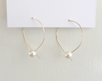 Gold Hoop Pearl Earring, wedding jewelry, Minimalist Earring, Pearl Earrings, Bridesmaid Earrings, Rose Gold Hoop Earrings, Emma Hoop