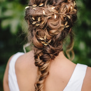 Accesorios para el cabello de boda Boho de oro, pieza de cabello nupcial, vid de hoja de oro, accesorios para el cabello de boda, alfiler de cabello de dama de honor, alfileres de cabello de hoja imagen 4