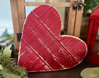 7” Barnwood Heart in Antiqued Red