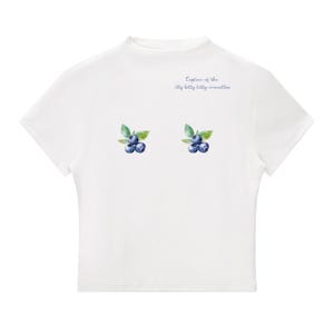 Y2K Baby T-shirt | Aanvoerder van het Itty Bitty Titty Committee