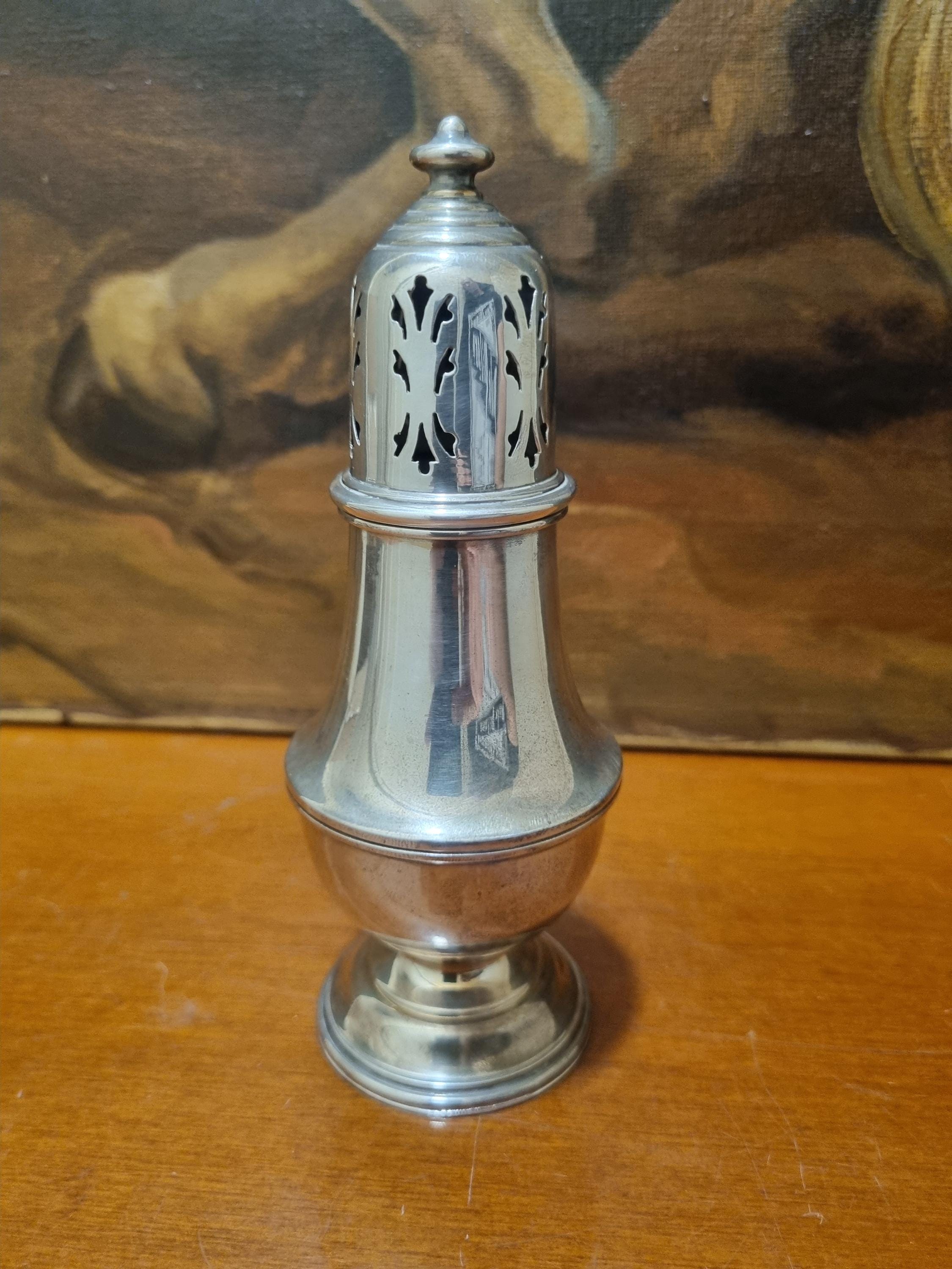 Mappin Webb Shakers - Etsy Canada