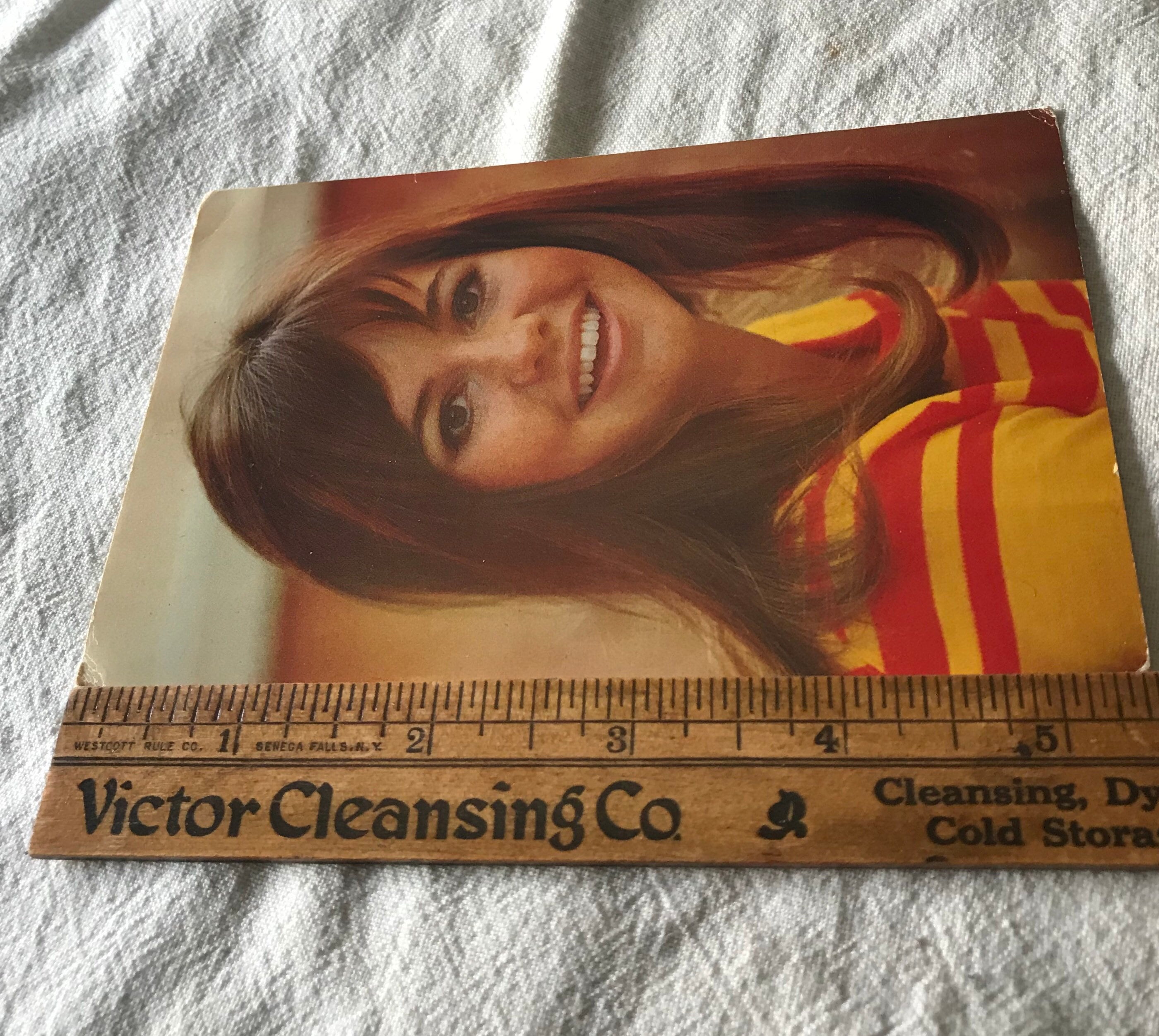 サリー・フィールド直筆サイン入り写真…Sally Field…ノーマ・レイ… サリー・フィールドの直筆サイン入り 8x10 フライング・ナン