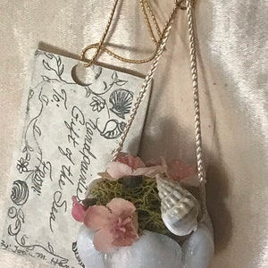 Seashell Ornaments• Christmas Tree Ornament • Summer Cottage Xmas Decor• Beach House Christmas Ornament